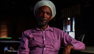 Historia: Vapauttakaa Nelson Mandela (12)