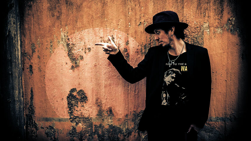 Sami Yaffa - Sound Tracker