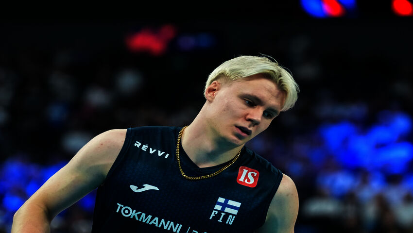 Luka Marttilalta upea torjunta Serbia-ottelun avauserässä
