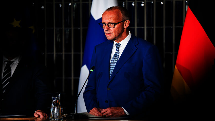 Saksan liittokansleri: En peräänny senttiäkään