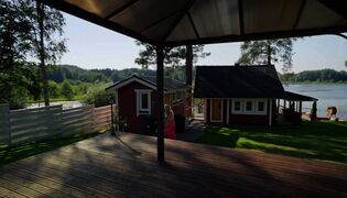 Huvila & Huussi