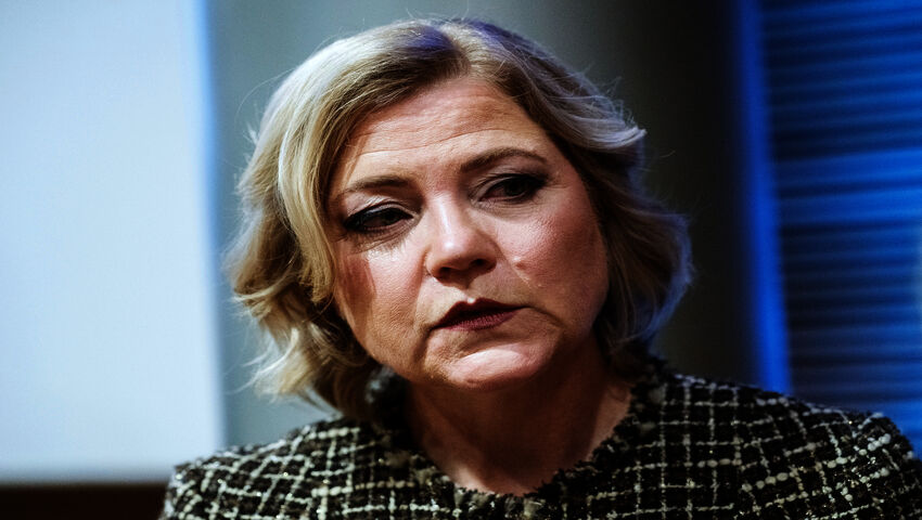 Komissaari Virkkunen kertoo sosiaalisen median rajoituksista