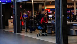 Pasaatin S-market muuttaa - mitä asiakkaat tuumivat