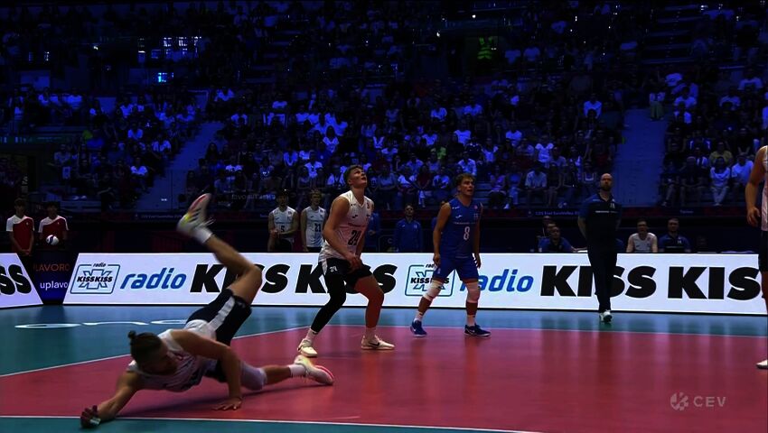 Suomi siirtyy 14–9-johtoon