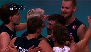 Finland vinner andra set!