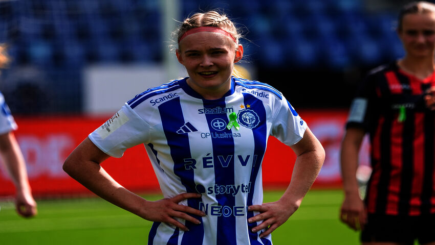 Iiris Holmström vie HJK:n 1–0-johtoon KuPSia vastaan