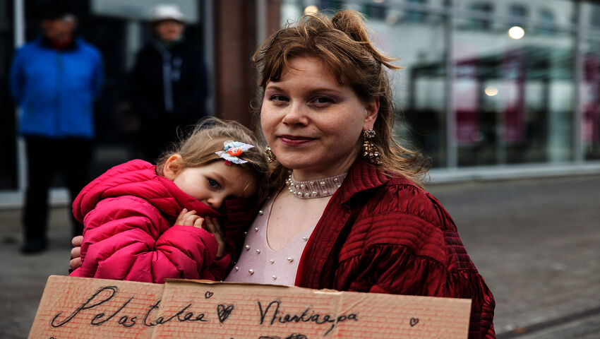 Mielenosoittajat vaativat Viiankiaavan kaivoksen kuoppaamista