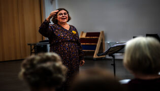 Musiikki ylläpitää muistisairaan puheen tuottamista