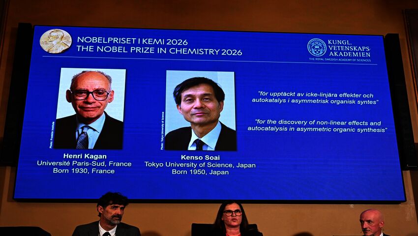 Kemian Nobel-palkinto Henri Kaganille ja Kenso Soaille
