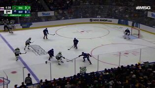  Roope Hintz osui Buffaloa vastaan