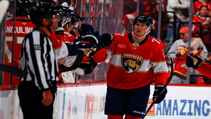 Katso Mikkolan tarkka ylänurkkakuti NHL:ssä  