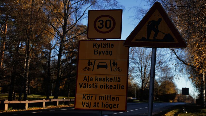 Vaasaan avattu uusi kylätie todistaa, miten sellaisen voi tehdä myös taajamaan