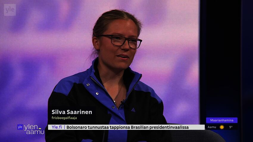 Frisbeegolfin pelaaja Silva Saarinen